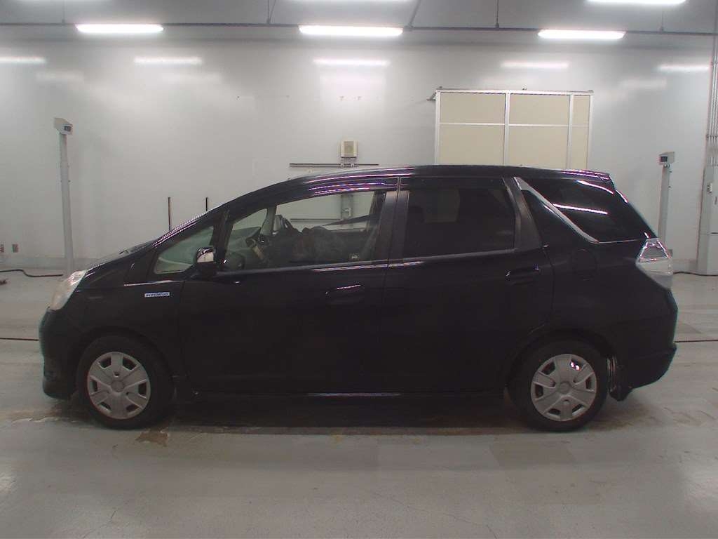 HONDA FIT SHUTTLE