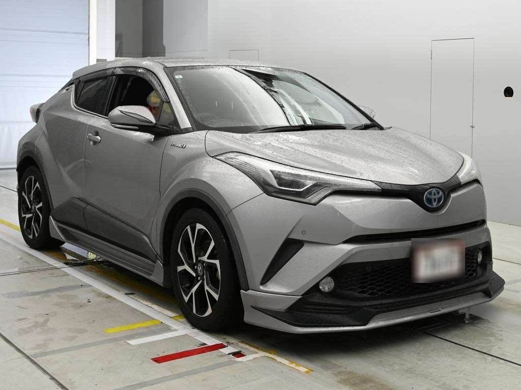 TOYOTA C-HR