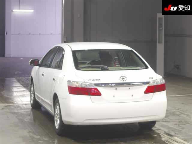 TOYOTA PREMIO