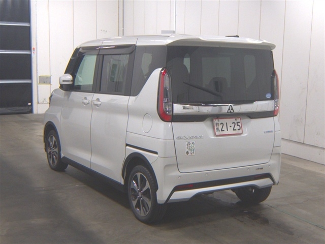 MITSUBISHI EK SPACE
