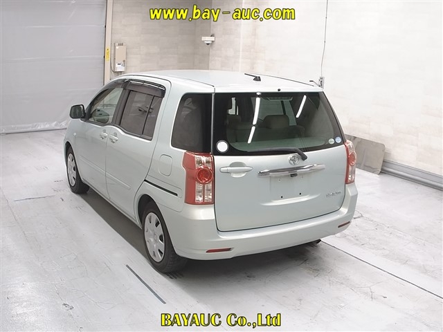 TOYOTA RAUM