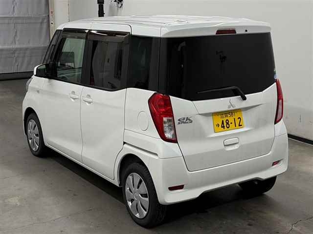MITSUBISHI EK SPACE