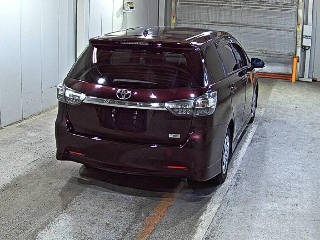 TOYOTA WISH