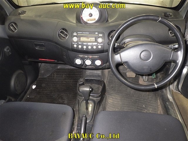 DAIHATSU ESSE