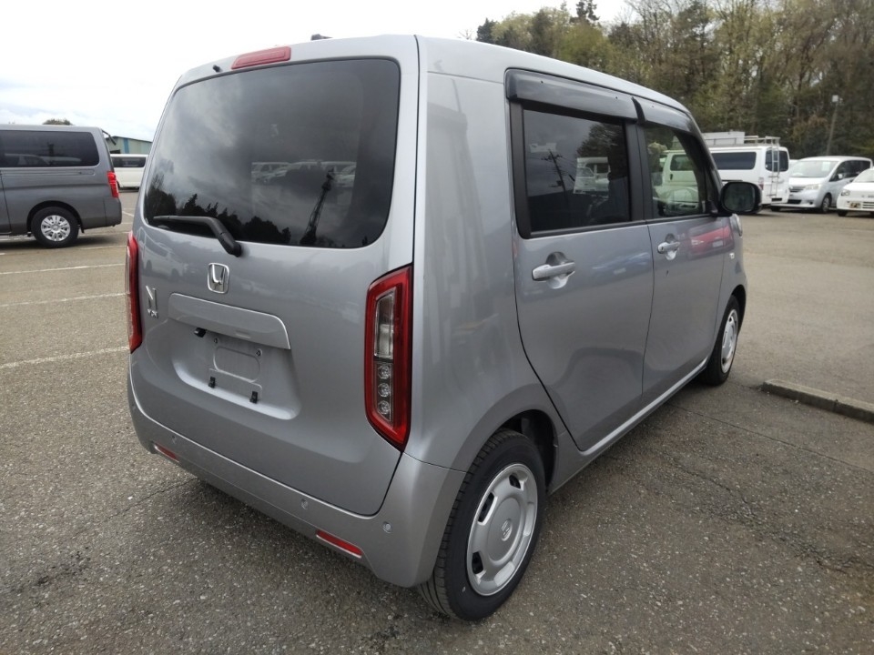 HONDA N-WGN