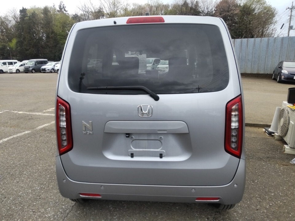 HONDA N-WGN