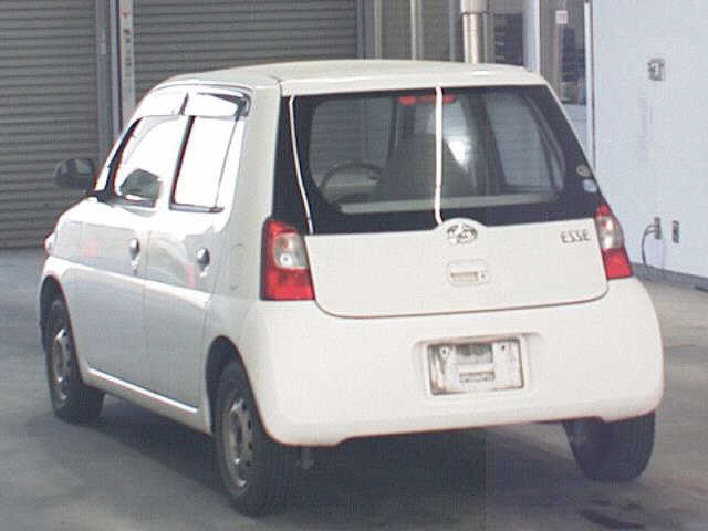 DAIHATSU ESSE