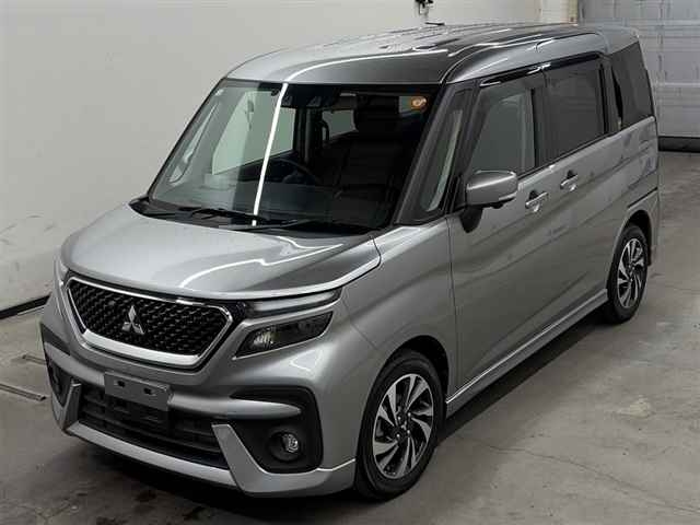 MITSUBISHI DELICA D:2