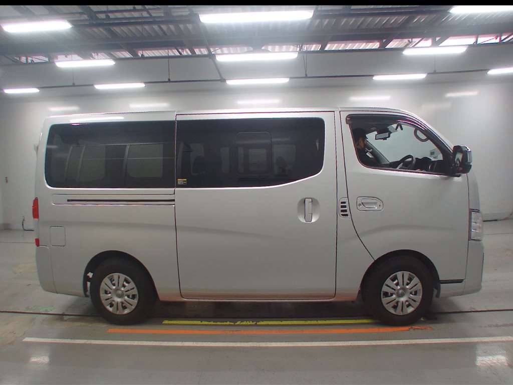 NISSAN CARAVAN