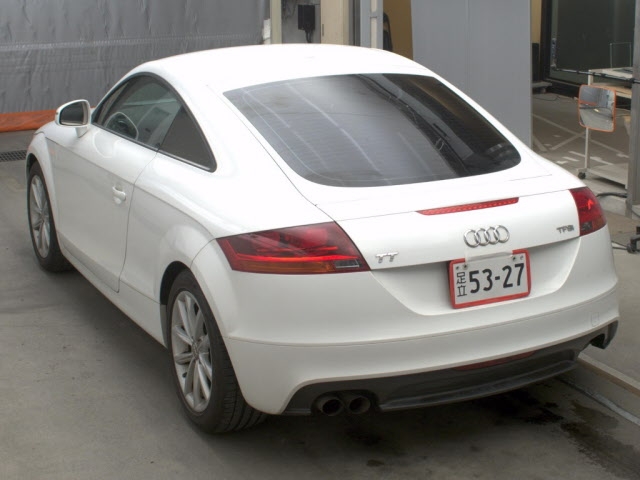 AUDI TT