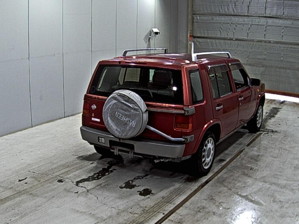 NISSAN RASHEEN
