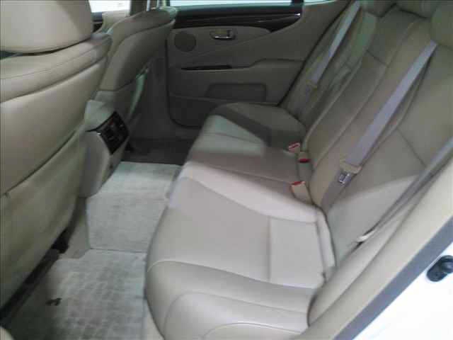 LEXUS LS460