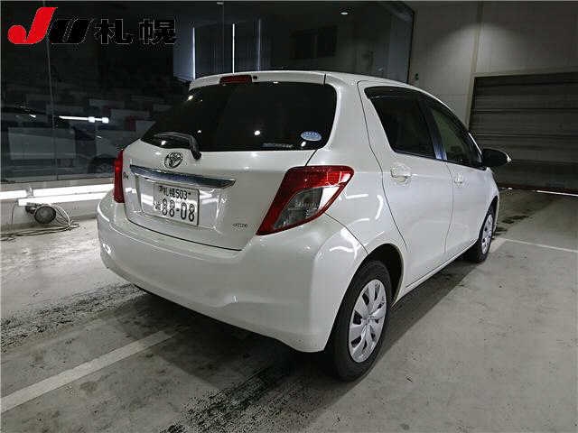TOYOTA VITZ