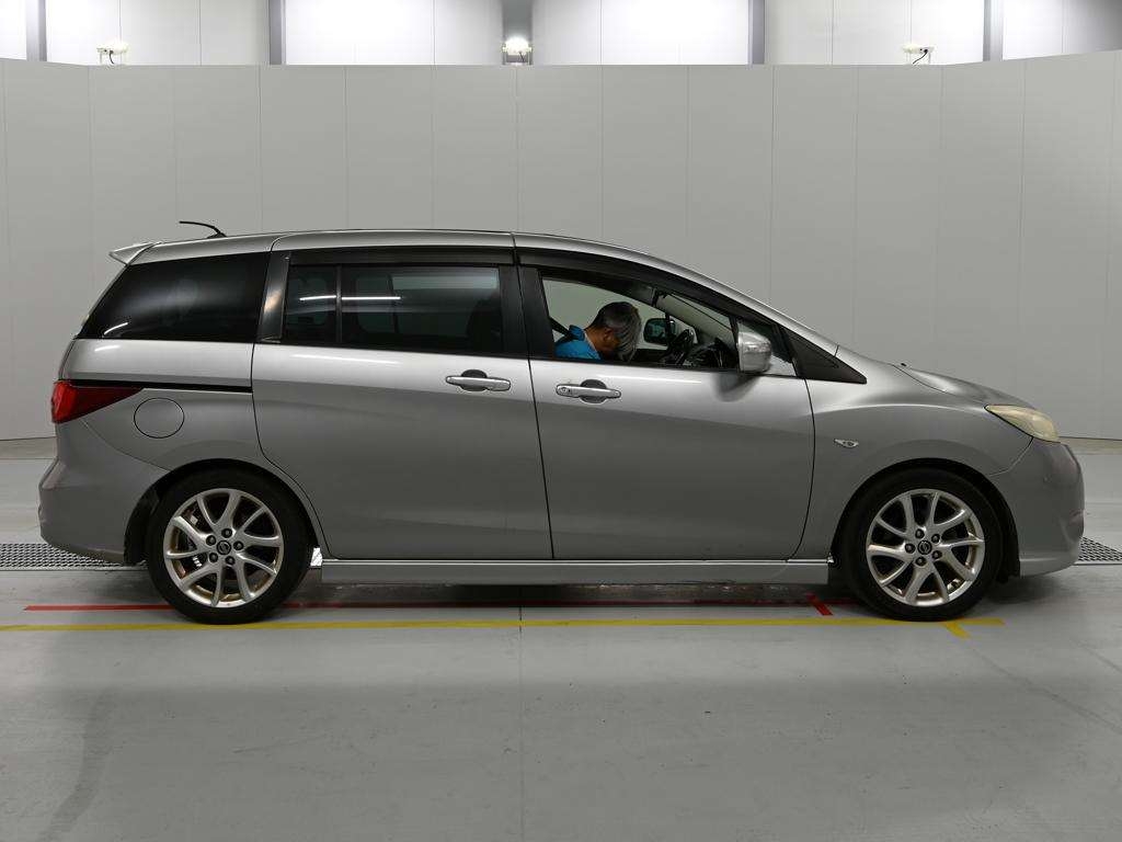 NISSAN LAFESTA