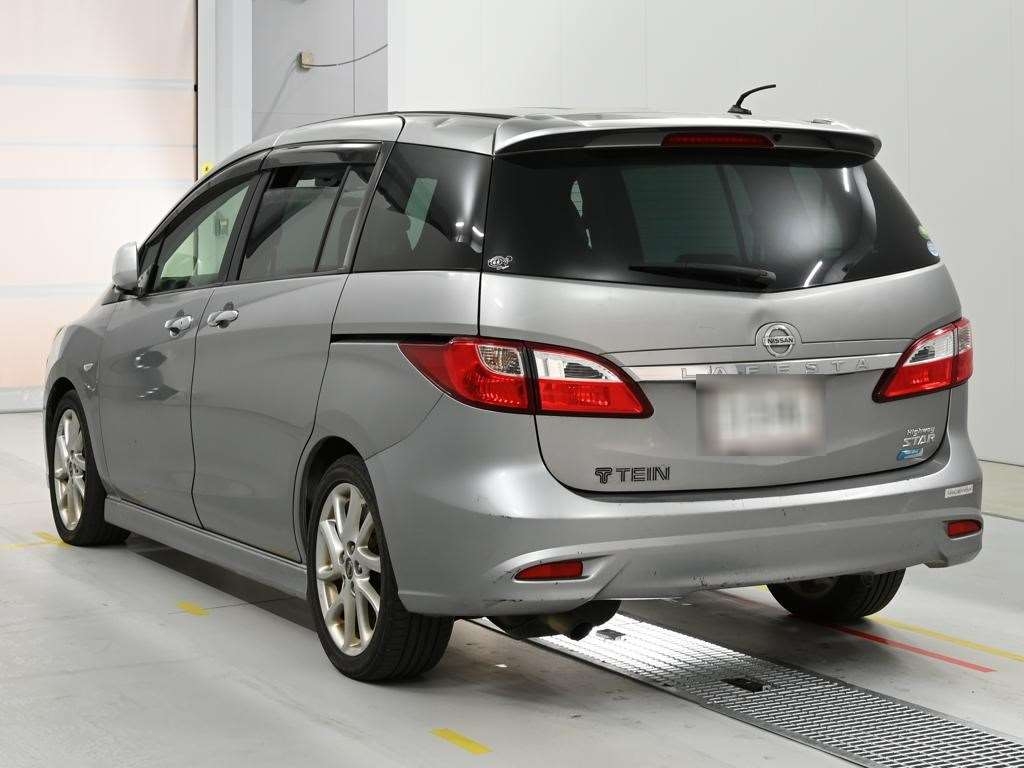 NISSAN LAFESTA