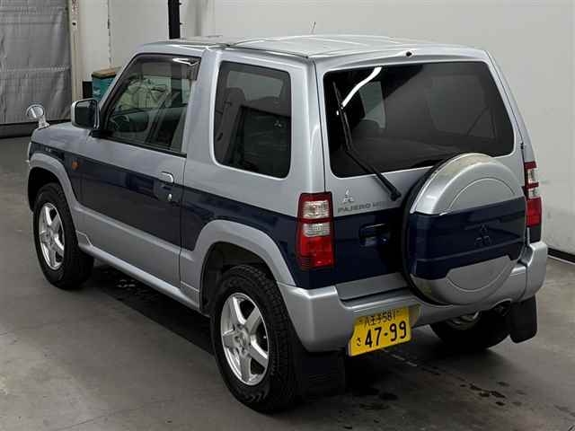 MITSUBISHI PAJERO MINI