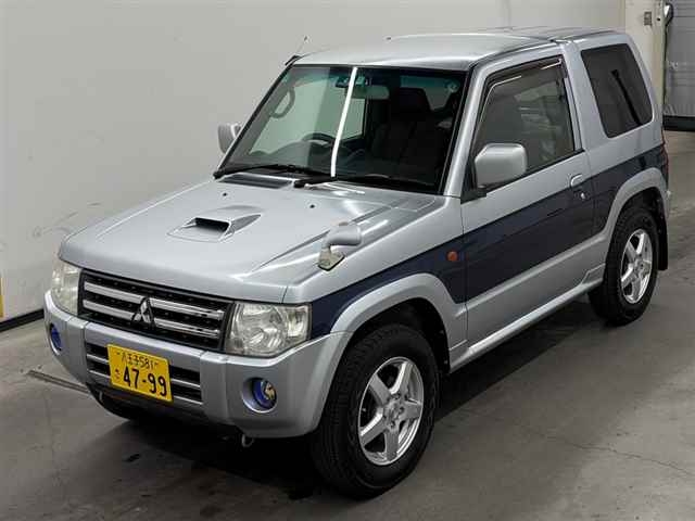 MITSUBISHI PAJERO MINI