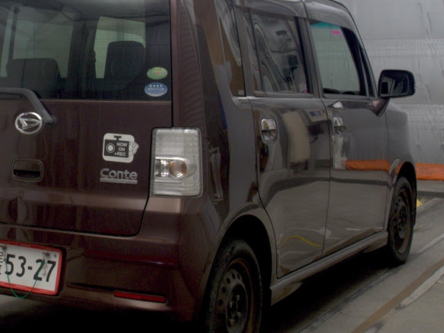 DAIHATSU MOVE CONTE