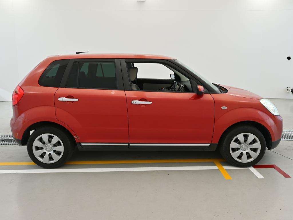 MAZDA VERISA