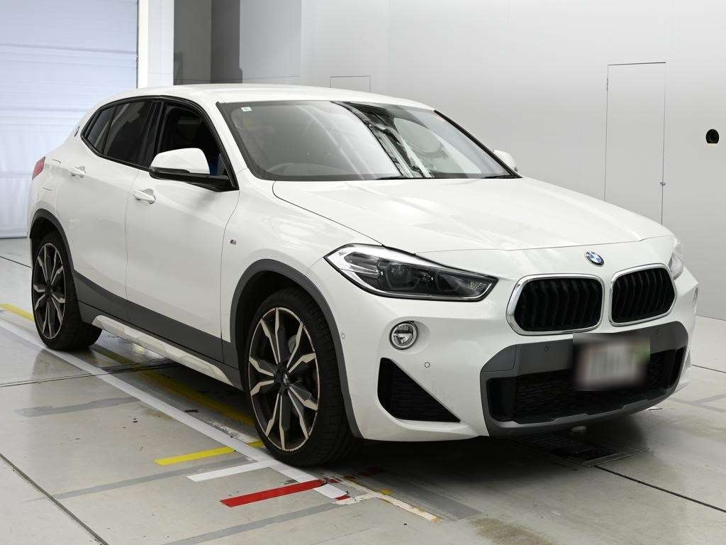 BMW X2