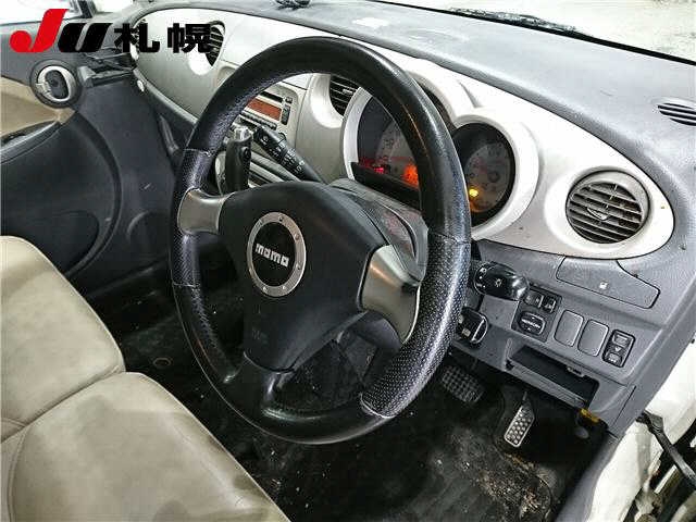 DAIHATSU MOVE LATTE