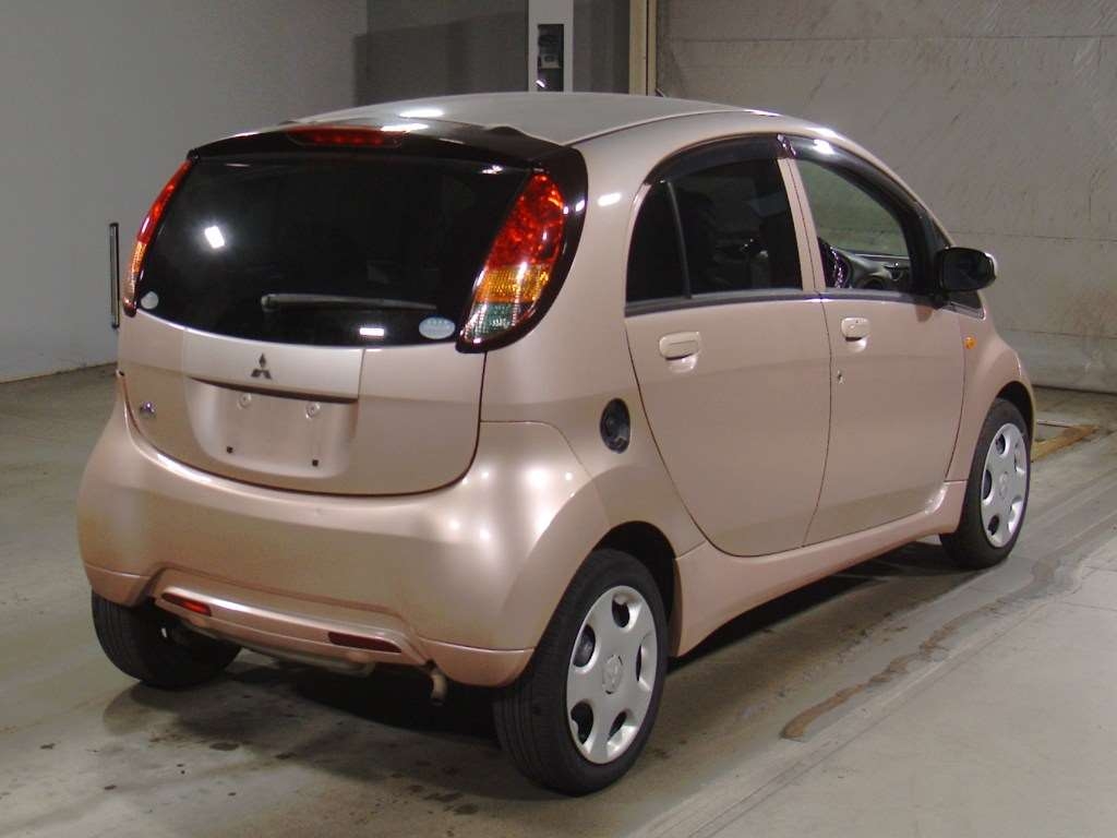 MITSUBISHI I