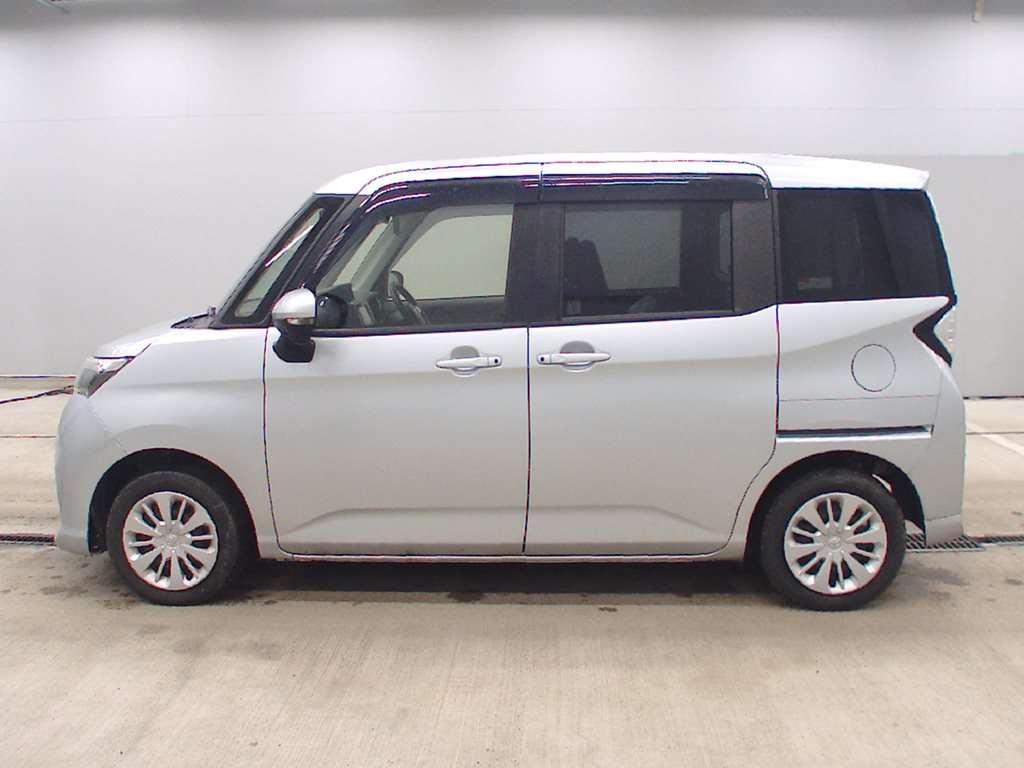 TOYOTA TANK