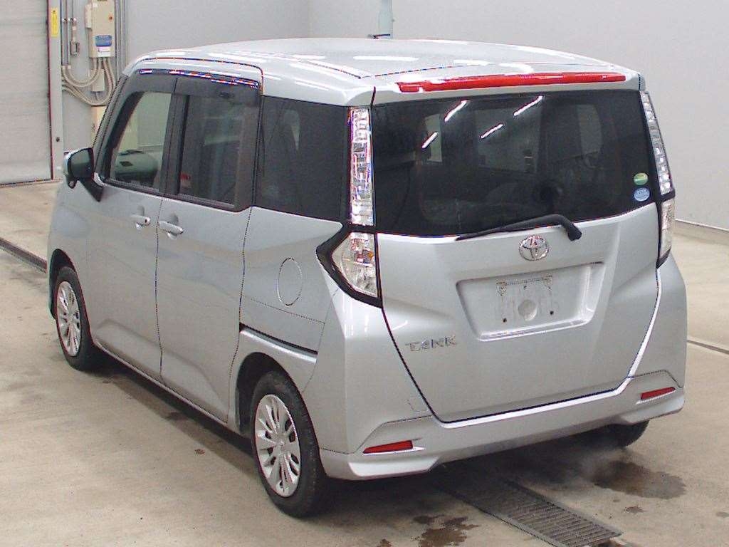 TOYOTA TANK