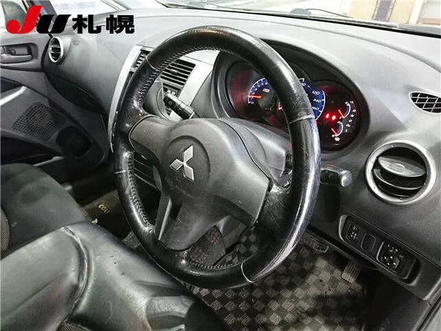 MITSUBISHI COLT PLUS