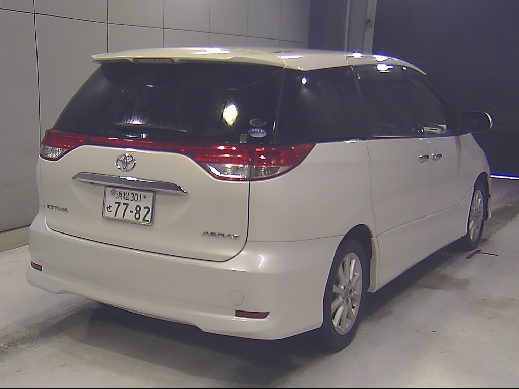 TOYOTA ESTIMA