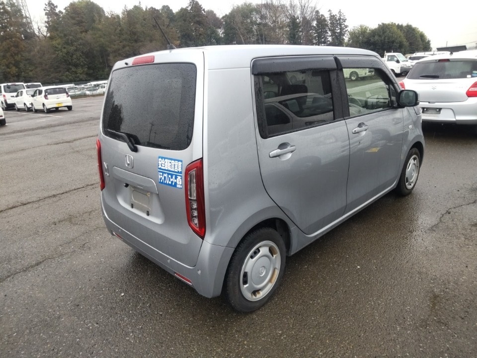 HONDA N-WGN