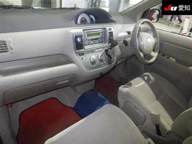 TOYOTA RAUM