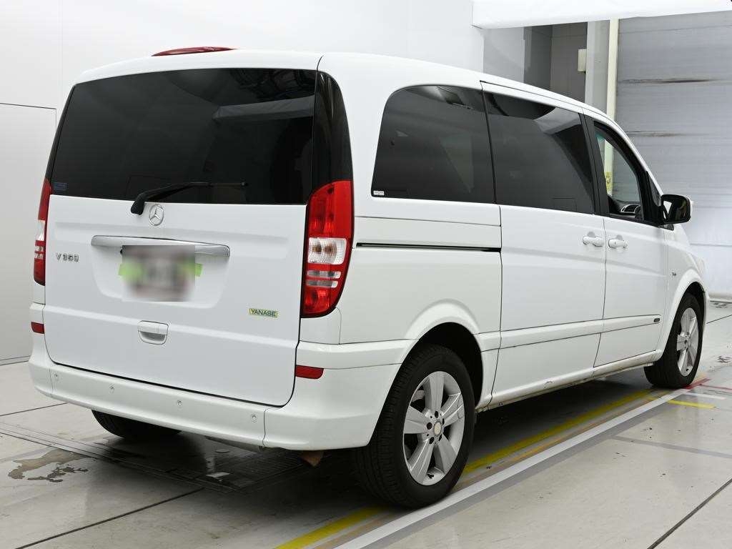 MERCEDES-BENZ V-CLASS