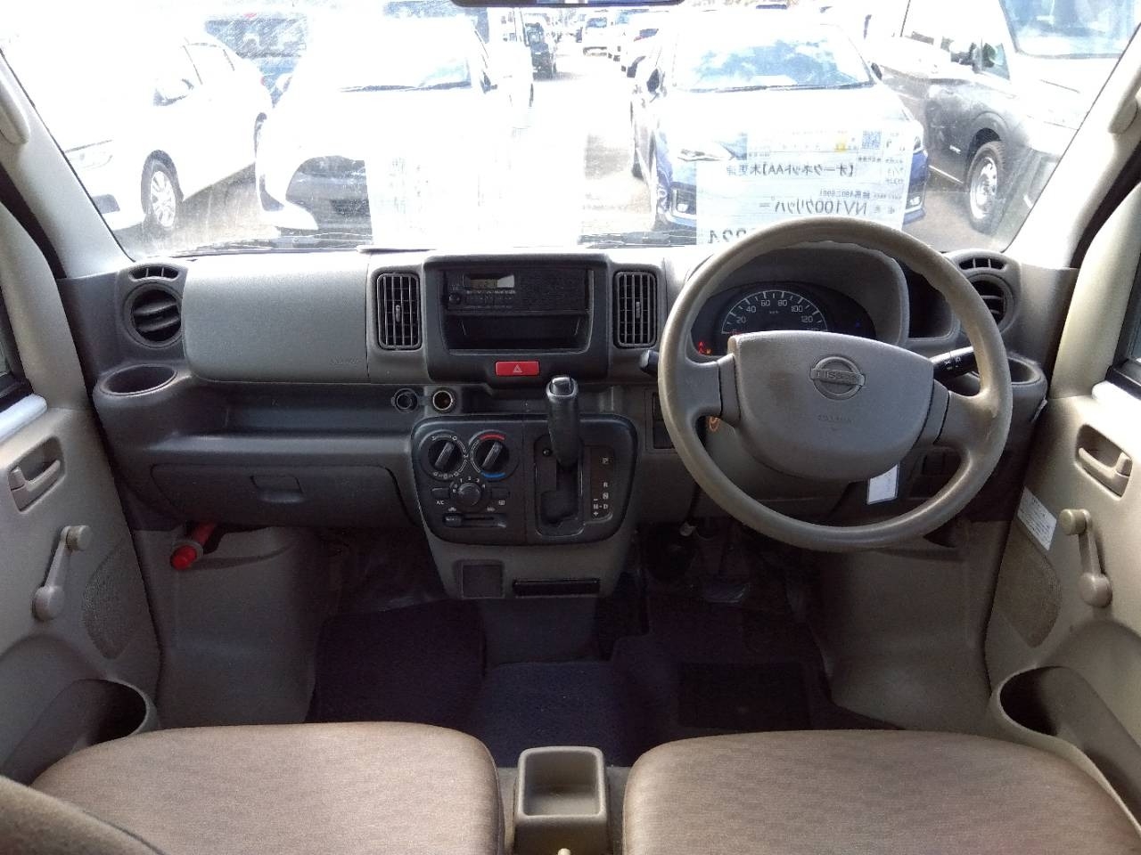NISSAN NV100 CLIPPER