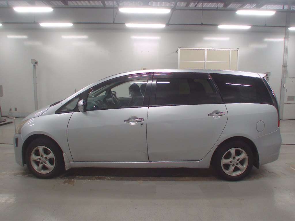MITSUBISHI GRANDIS