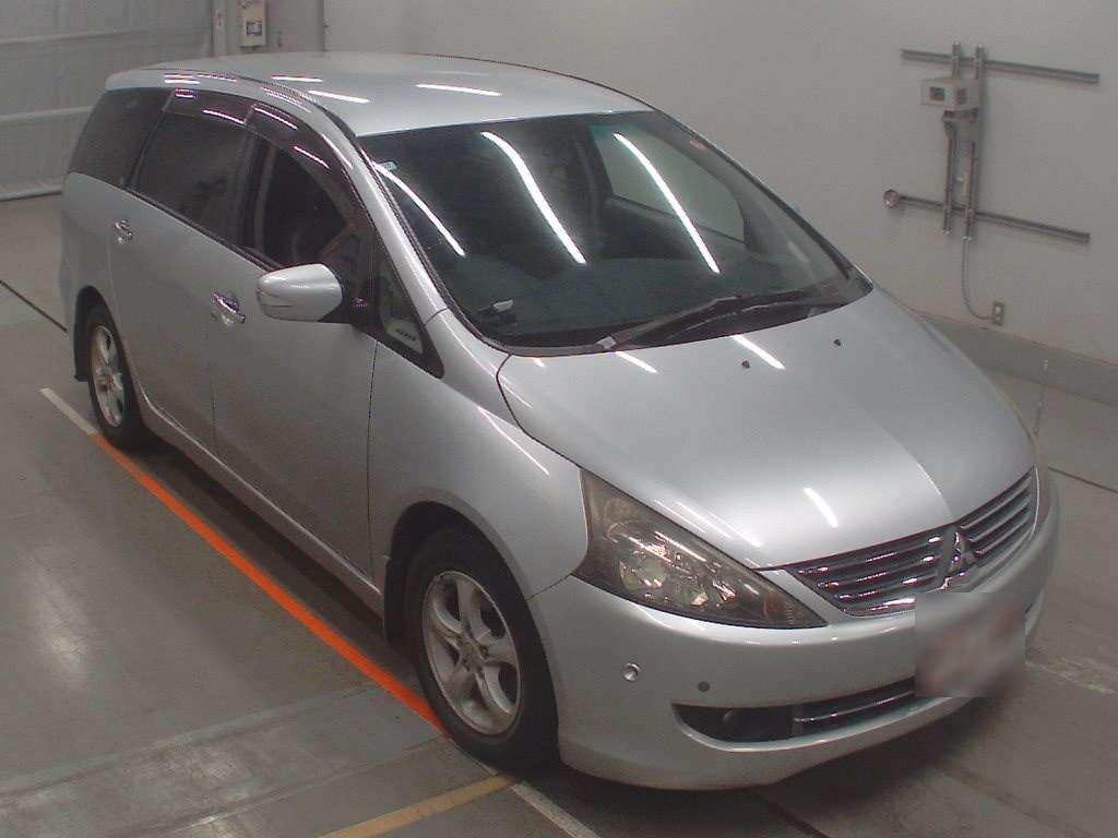 MITSUBISHI GRANDIS