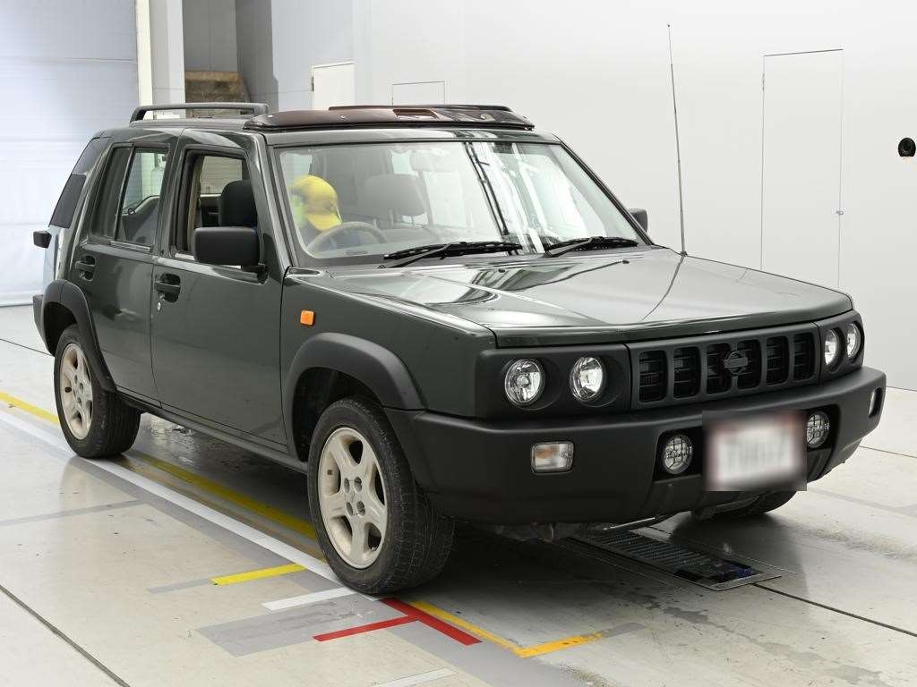 NISSAN RASHEEN