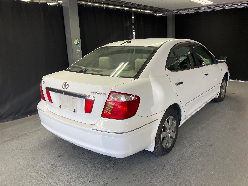 TOYOTA PREMIO