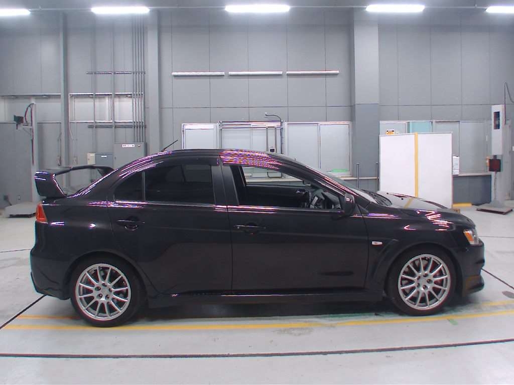 MITSUBISHI LANCER EVOLUTION