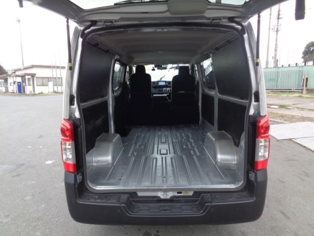 NISSAN CARAVAN