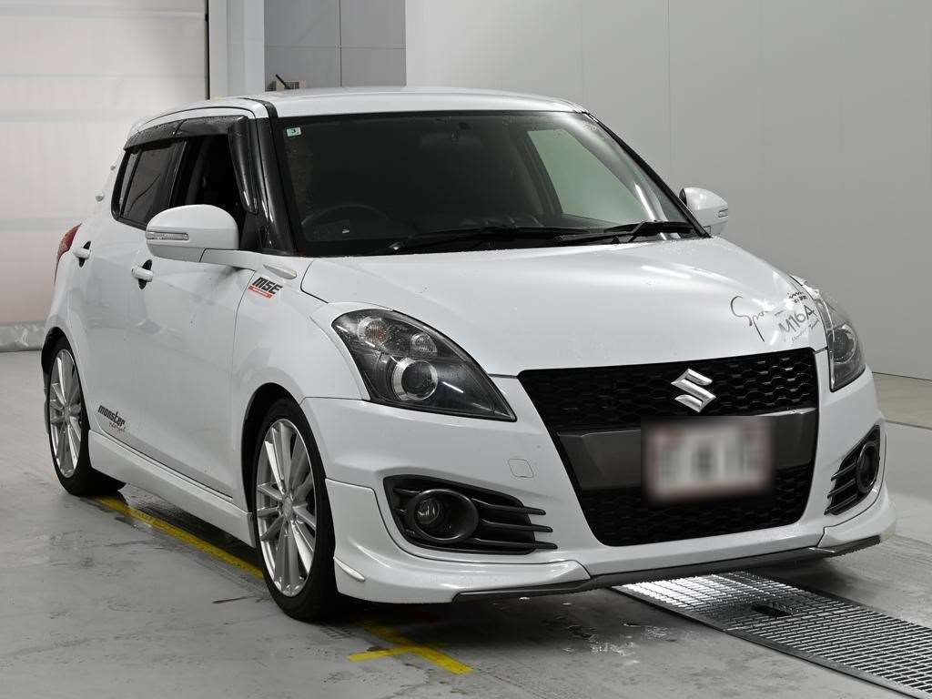 SUZUKI SWIFT