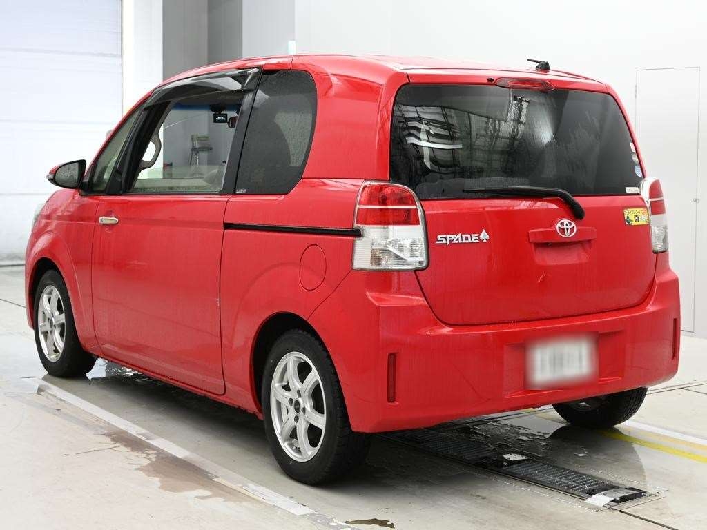TOYOTA SPADE