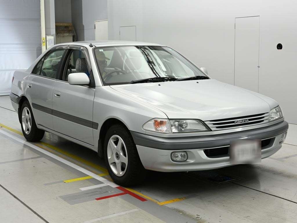 TOYOTA CARINA