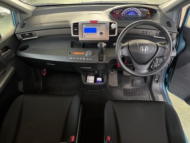 HONDA FREED SPIKE