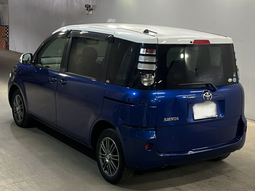 TOYOTA SIENTA