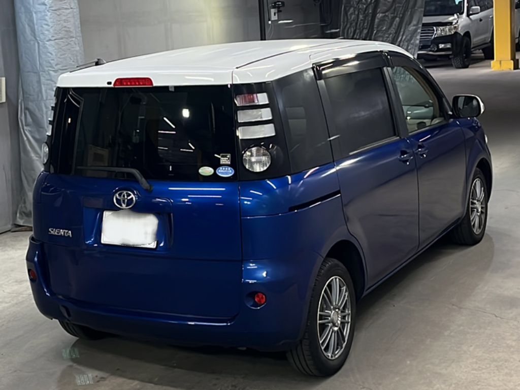 TOYOTA SIENTA
