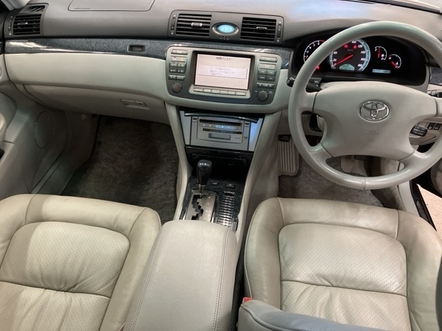 TOYOTA BREVIS