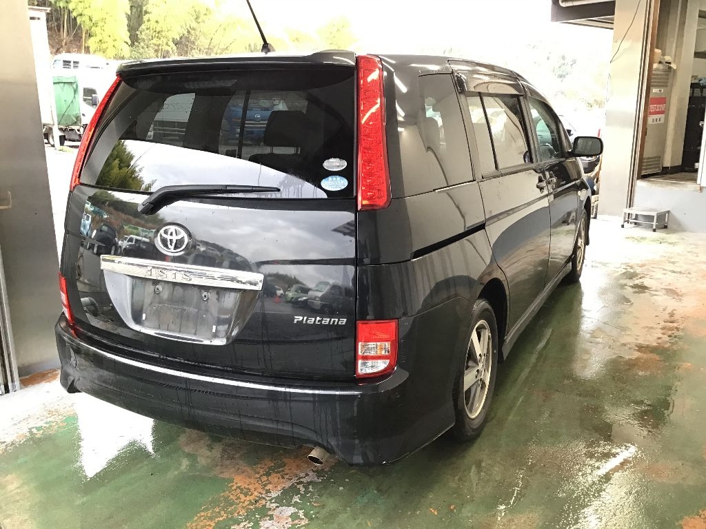 TOYOTA ISIS