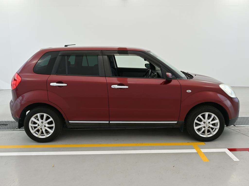 MAZDA VERISA