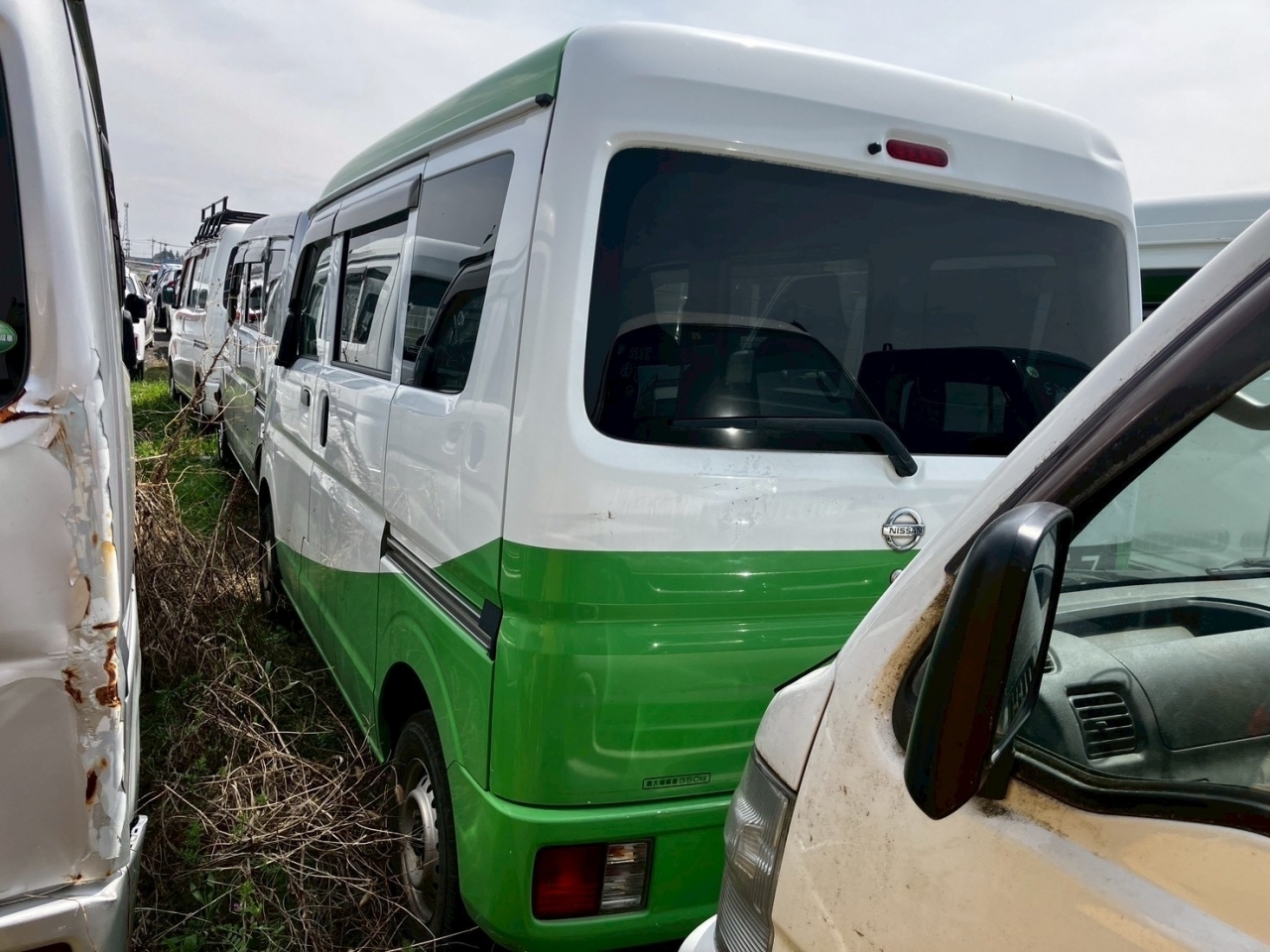 NISSAN NV100 CLIPPER